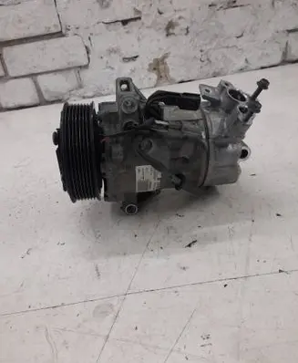 Renault Clio V Air conditioning (A/C) compressor (pump) 026002888R 1902805061
