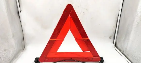 Audi A4 S4 B5 8D Emergency warning sign 4B5860251A