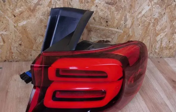 Citroen C5 Aircross Rear/tail lights 9817269580