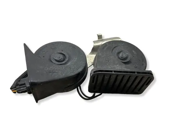 Ford Kuga II Horn signal 0055306 66306