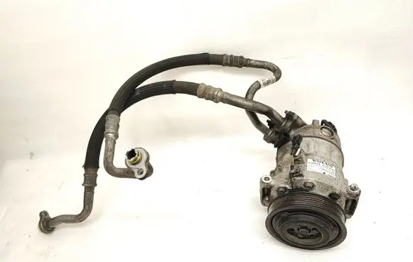 Volvo S60 Air conditioning (A/C) compressor (pump) 31332528
