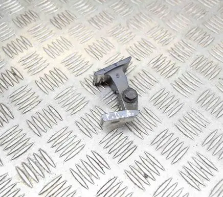 BMW 4 F32 F33 Front door upper hinge 7246068