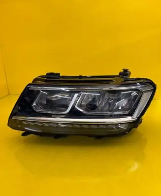 Volkswagen Tiguan Headlight/headlamp 5NB941035D