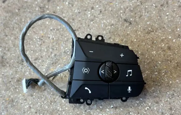 BMW X1 U11 Steering wheel buttons/switches 5A7A4D4