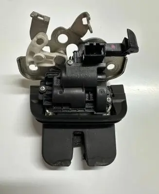 Audi Q7 4L Tailgate/trunk/boot lock/catch/latch 1P6827505 4F9827505