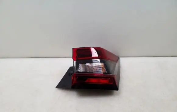 Nissan Juke II F16 Rear/tail lights 265506PA0A