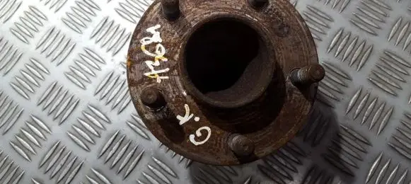 Ford Mondeo MK IV Rear wheel hub