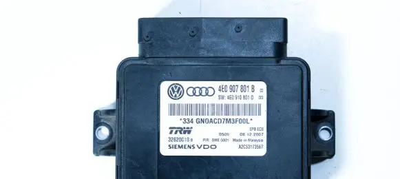 Audi A6 S6 C6 4F Hand brake control module 4F0907801B