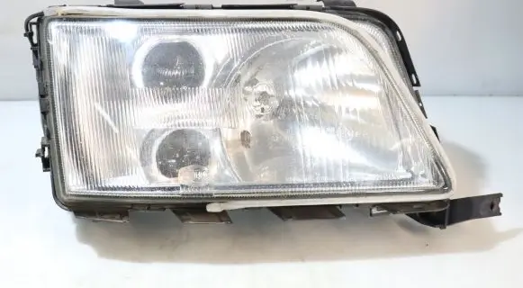Audi A6 S6 C4 4A Headlight/headlamp