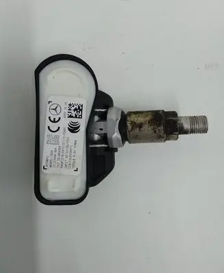 Mercedes-Benz E W212 Tire pressure sensor 2546AGG4 CCAJ13LP0300T2 2013DJ5531