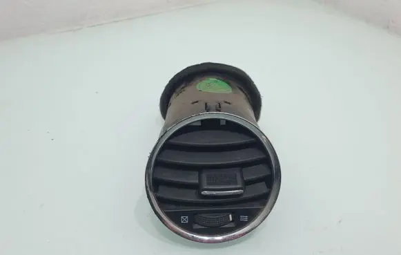 Chevrolet Cruze Dashboard side air vent grill/cover trim 95999097