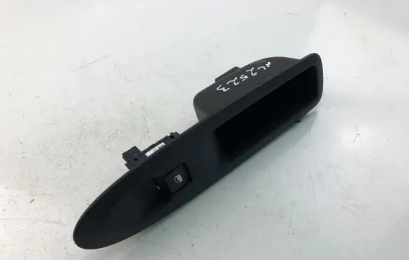 Citroen C4 I Picasso Electric window control switch 96657926XT