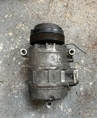 BMW 5 E39 Air conditioning (A/C) compressor (pump) 64526
