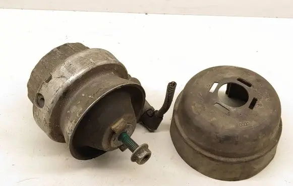 Audi A6 S6 C6 4F Engine mount bracket 4F0199379H