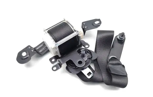 BMW 5 GT F07 Rear seatbelt 7233529