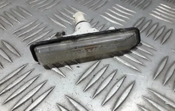 BMW X5 E53 Front fender indicator light 63132492179 63.13-2492179