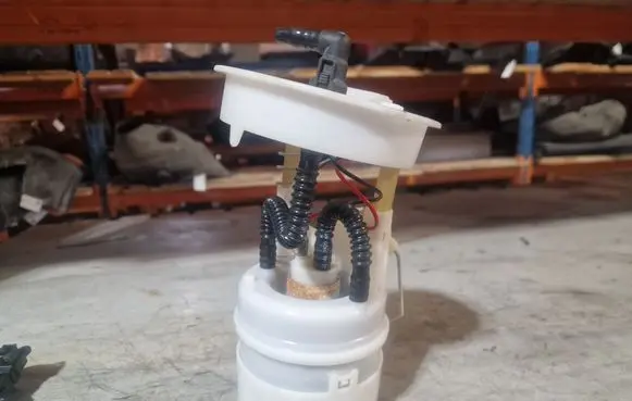 Suzuki Grand Vitara II In-tank fuel pump