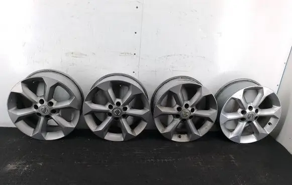 Nissan Navara R17 alloy rim WA374X06B