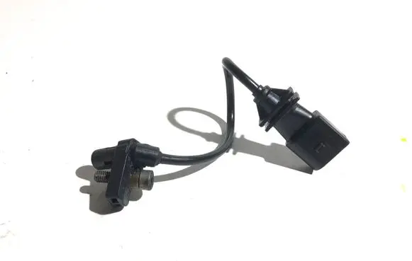BMW 5 E60 E61 Crankshaft position sensor 0281002