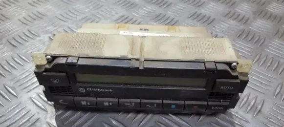 Volkswagen PASSAT B5 Climate control unit 3b1907044a 5hb007617-00