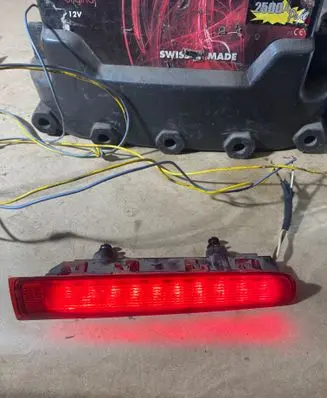 Volkswagen Transporter - Caravelle T5 Third/center stoplight 7H0945097