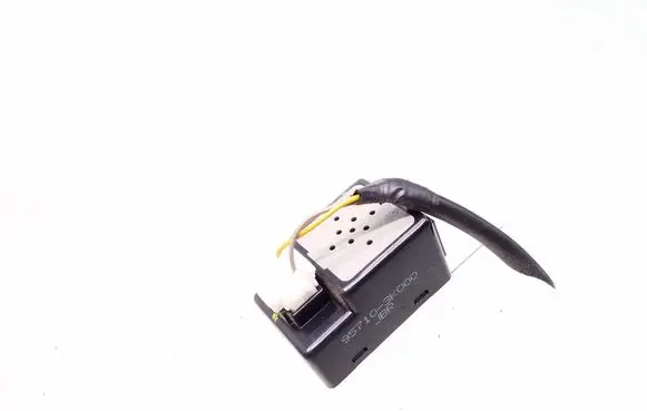 Hyundai ix35 Other devices 957103K000