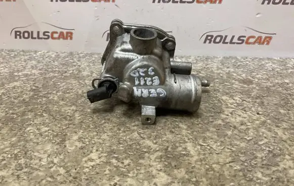 Thermostat/thermostat housing