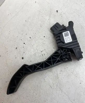 Skoda Octavia Mk3 (5E) Accelerator throttle pedal 5Q1723503F