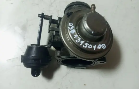 Volkswagen PASSAT B5.5 EGR valve cooler 038131501AQ