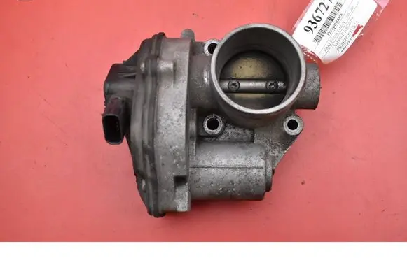Ford Focus C-MAX Throttle body valve 2S6U-9E927-FC