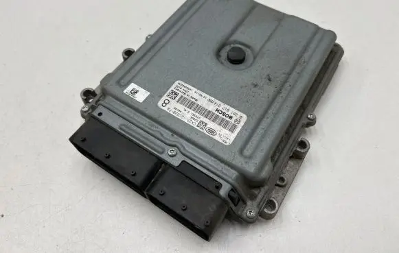 Land Rover Range Rover Sport L320 Engine control unit/module CX2312C520PA 1039S50278 0281017914