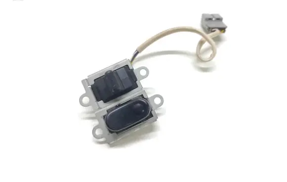 Nissan Armada (WA60) Electric window control switch