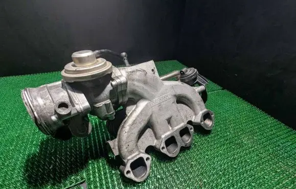 Audi A3 S3 8L Intake manifold 038129713BC