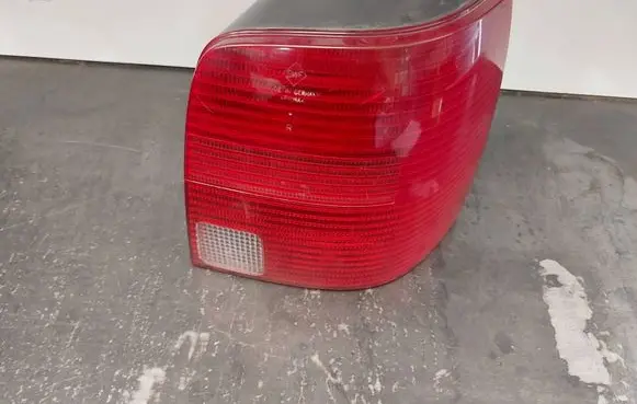 Volkswagen PASSAT B5 Rear/tail lights 3B9945112F