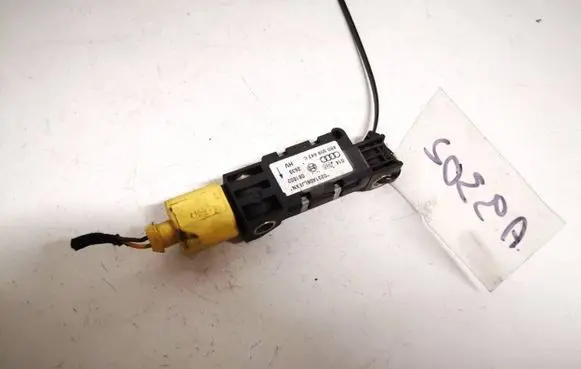 Audi A6 S6 C5 4B Airbag deployment crash/impact sensor 4b0959643c