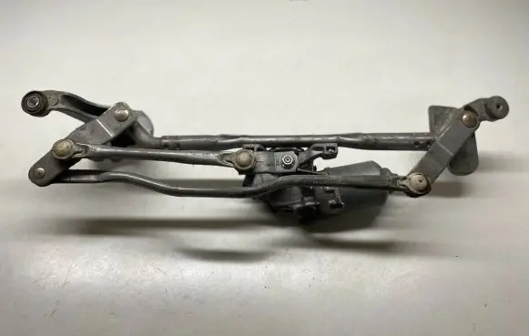 Mazda 6 Front wiper linkage and motor 1593000602