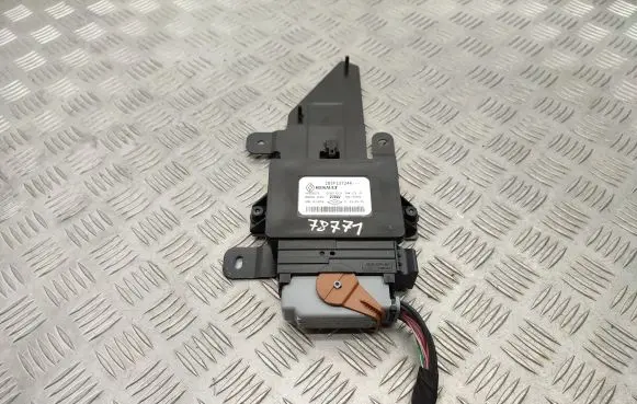 Renault Zoe Hand brake control module 285F23724R