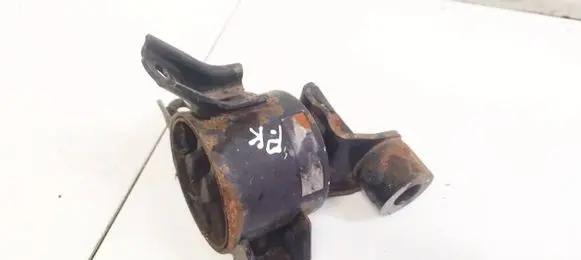 KIA Sportage Engine mount bracket