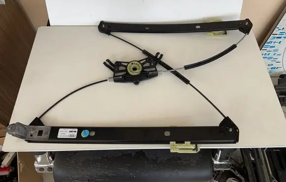 Audi Q5 SQ5 Front window lifting mechanism without motor 80A837461A