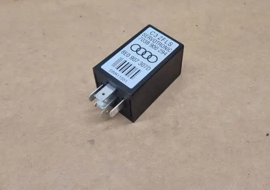 Audi A4 S4 B7 8E 8H Other relay 7038900294 5WK11551 8E0907307D