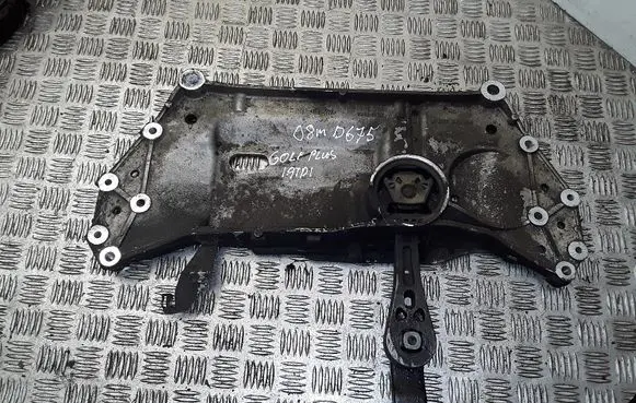 Volkswagen Golf Plus Front subframe 1K0199369F