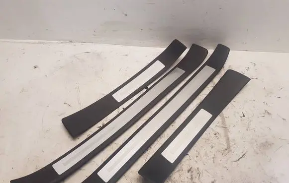 Audi A4 S4 B7 8E 8H Front sill trim cover 8E0853373N 8E0853