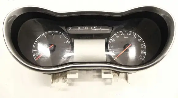 Speedometer (instrument cluster)