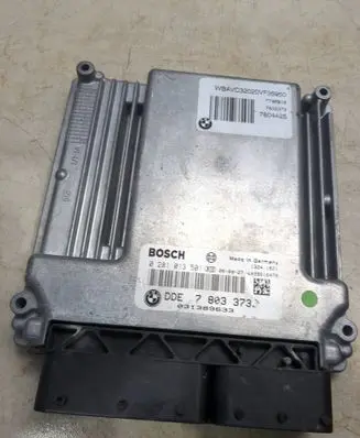 BMW 1 E82 E88 Engine control unit/module 0281013501 7803373 031389633