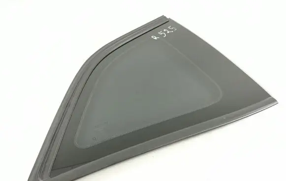 Dodge Challenger Rear side window 68234216AB