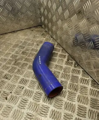 Audi A4 S4 B5 8D Intercooler hose/pipe