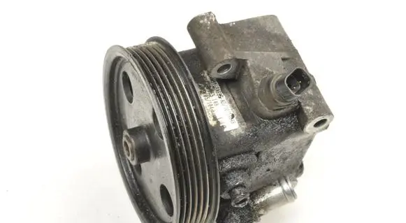 Ford Focus Electric power steering pump 4M513A696AD