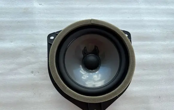 Toyota GT 86 Front door speaker 86301CA100