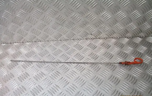 Nissan Almera Tino Oil level dip stick 