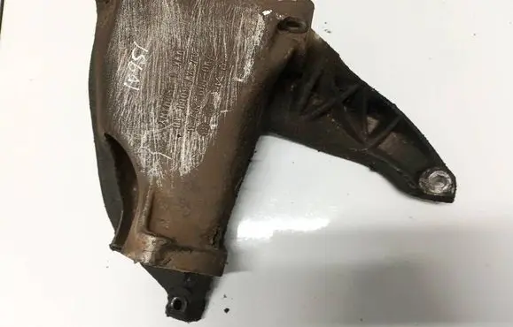 Volkswagen Sharan Engine mounting bracket 7m0199207b 97vw6061ab